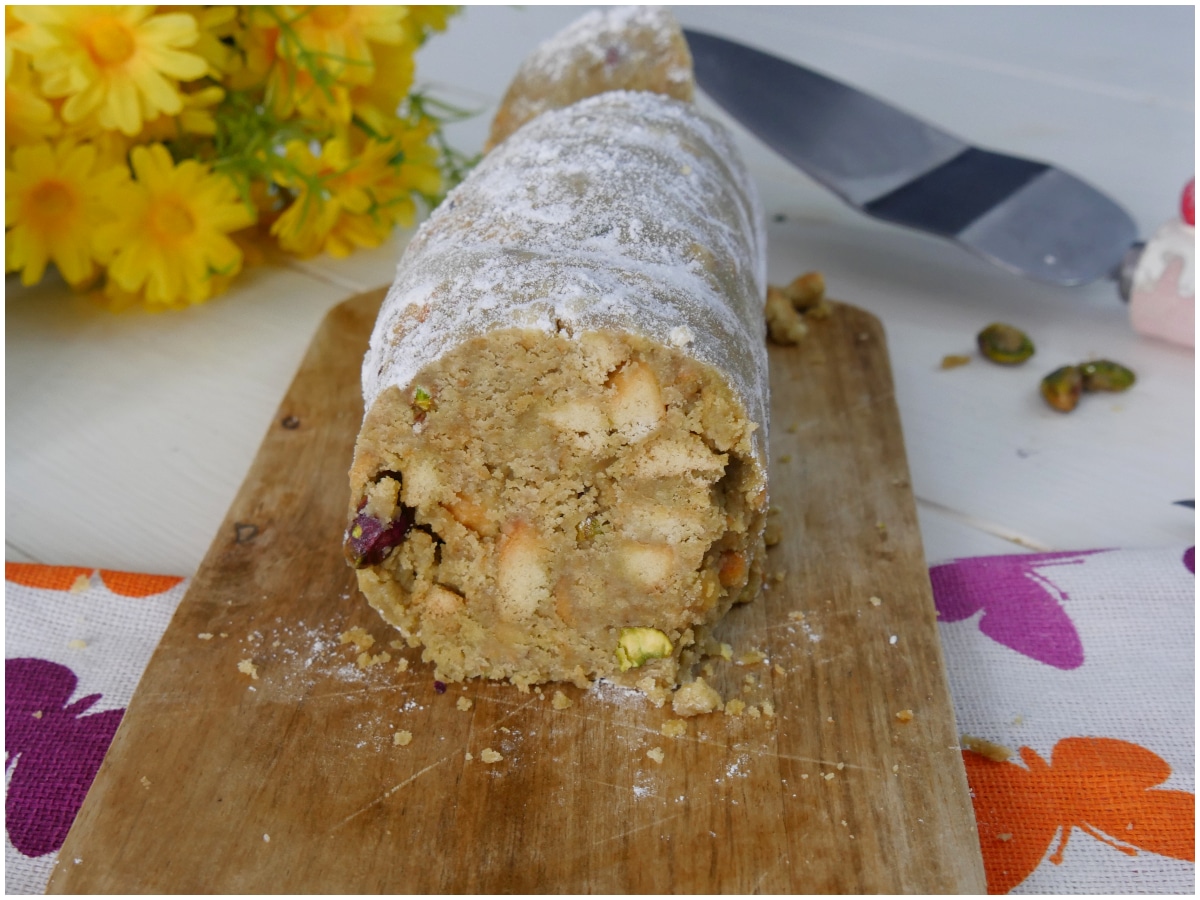 Salame di cioccolato al pistacchio