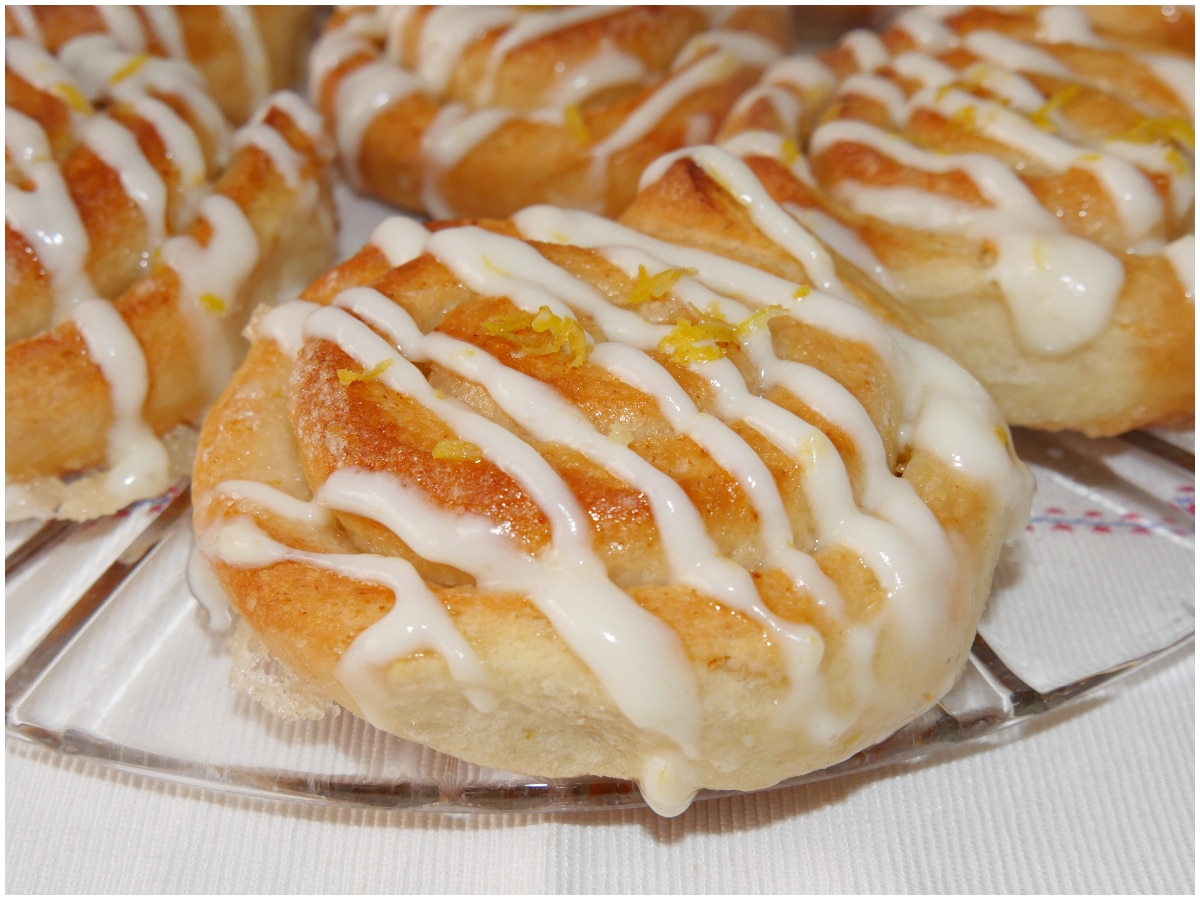 Lemon rolls