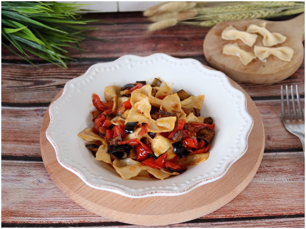 Farfalle di pasta fresca