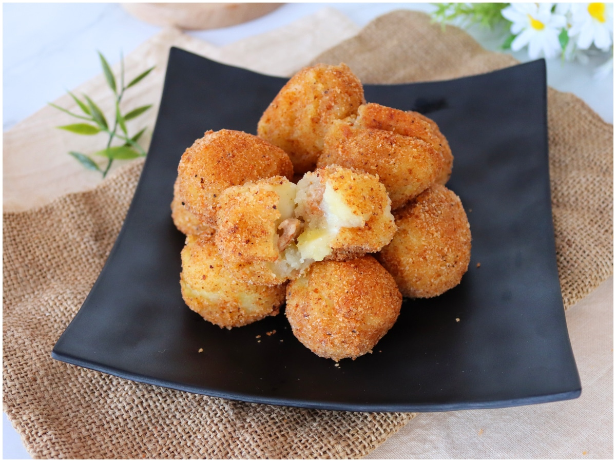 Polpette patate e salsiccia