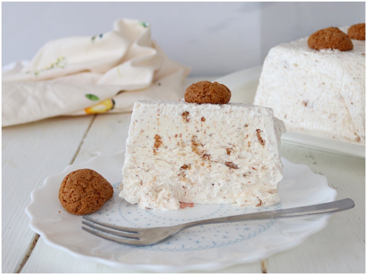 Semifreddo all'amaretto