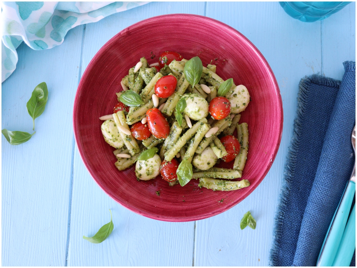 Pasta fredda con pesto