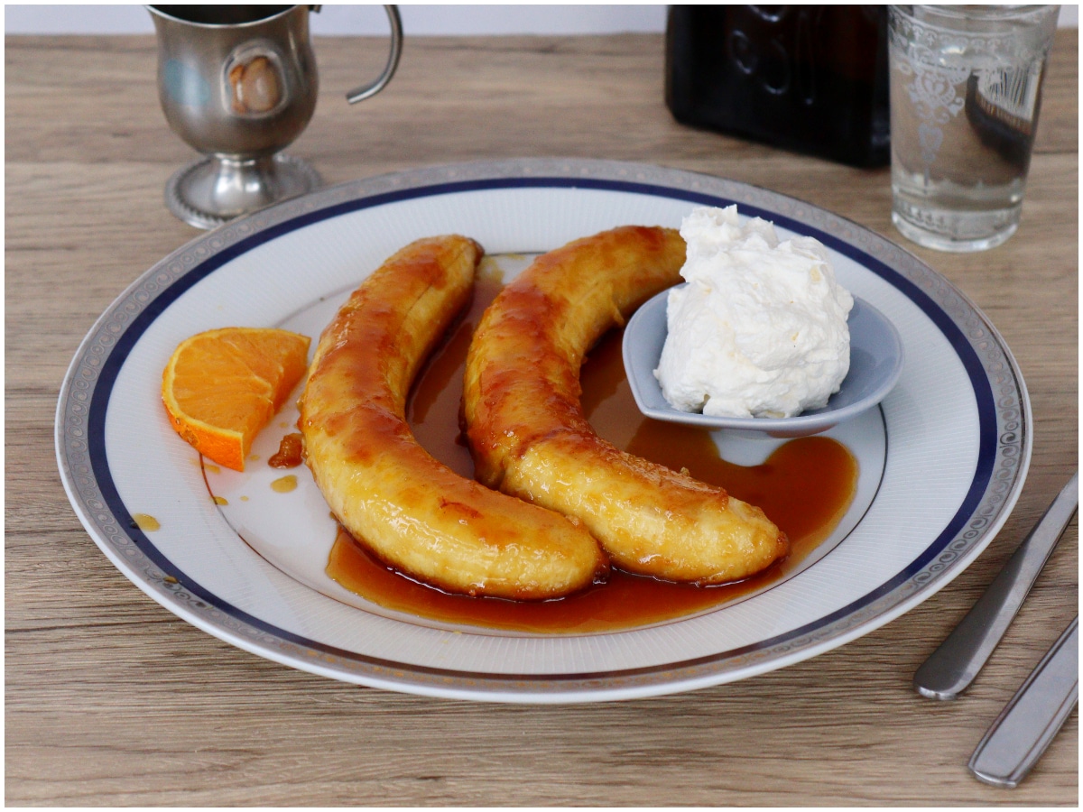 Banana flambè