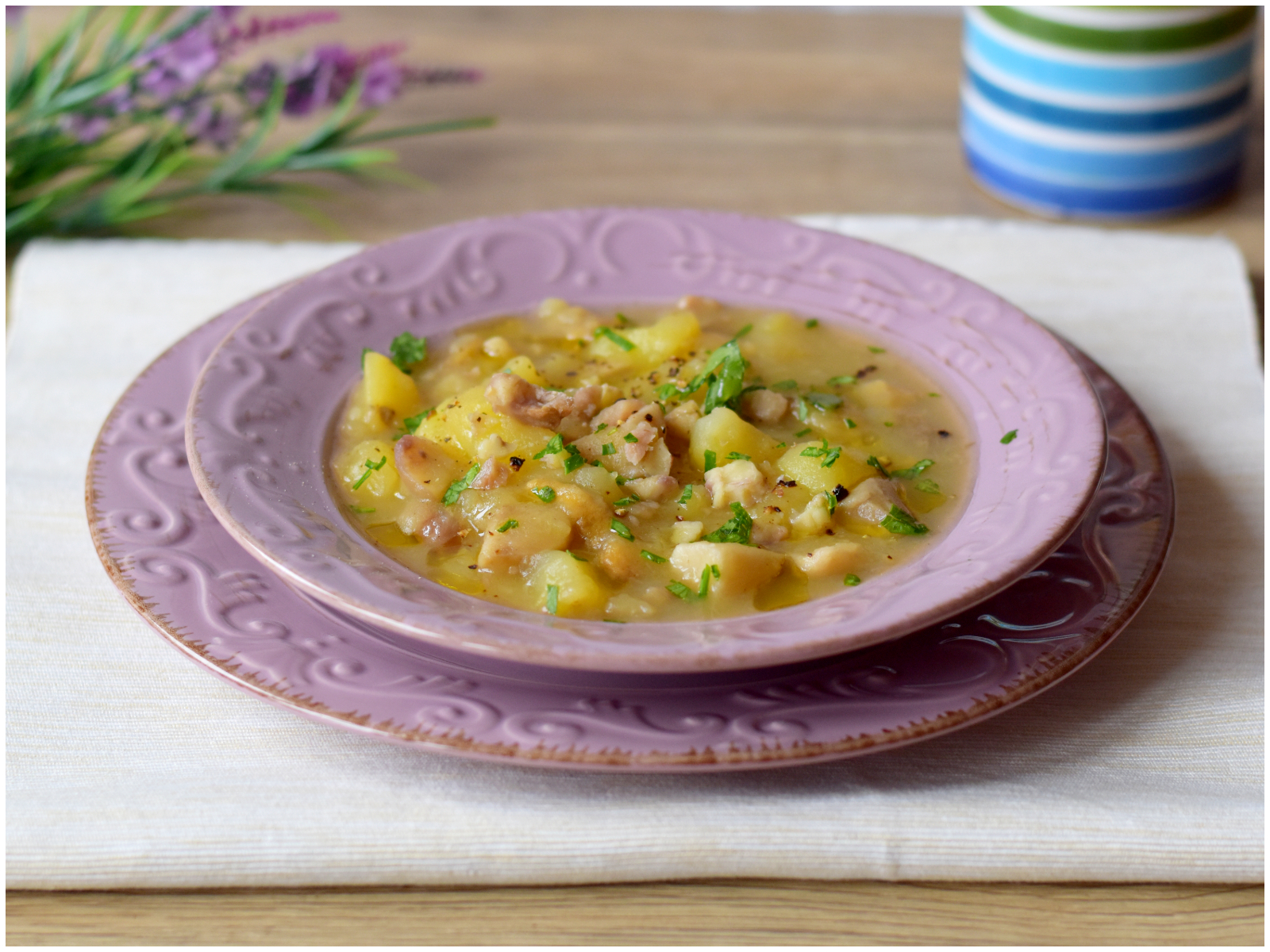 Zuppa di patate castagne e porcini